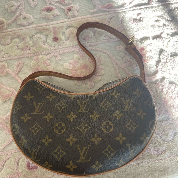 Louis Vuitton Croissant PM - Picture 3 of 5